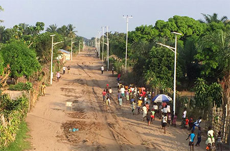 300 Sets of Semi-split Street Lights in Congo