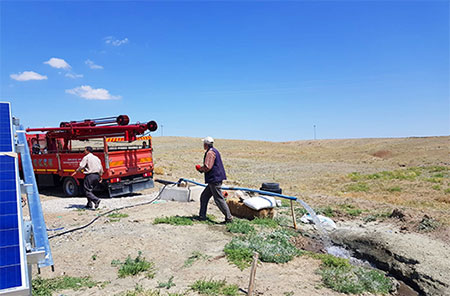 Solar water pump system project in Uganda