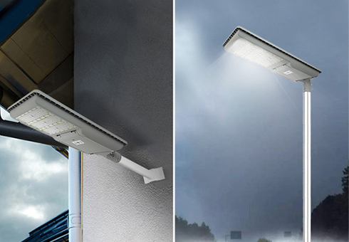 The same lamp can be installed in two different ways, which can be flexibly adjusted according to actual needs.
