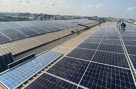 40FT 550W Bifacial Mono Solar Panel to Nigeria